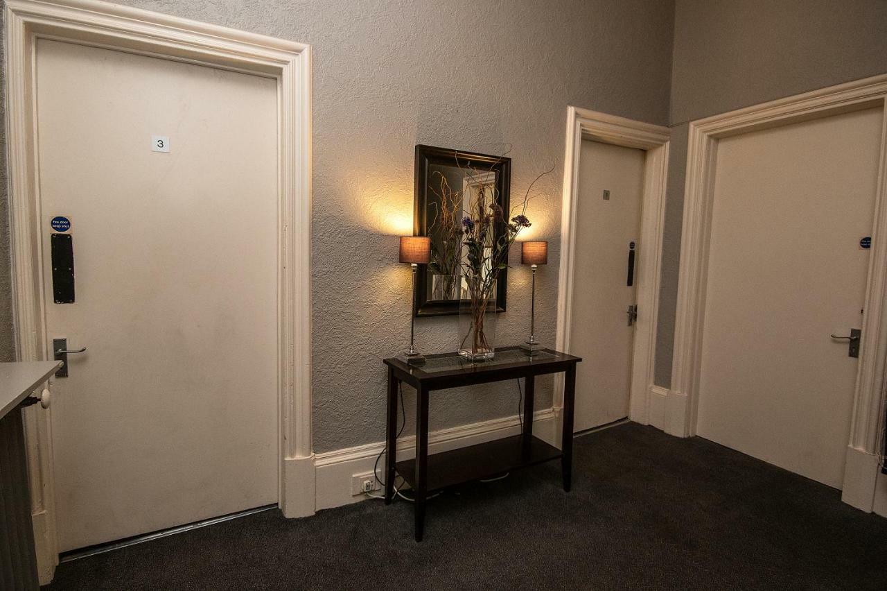 The Georgian Hotel Coatbridge Eksteriør billede